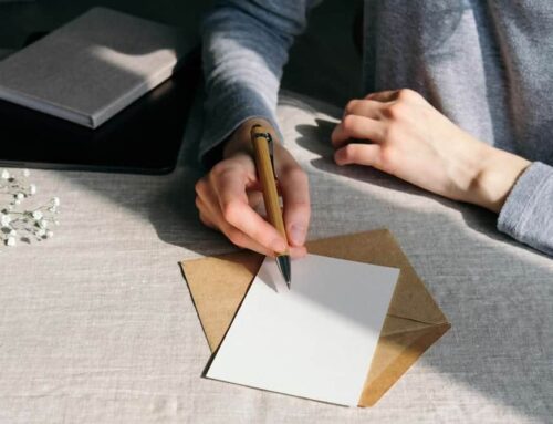 How to Write a Sympathy Thank You Note: Expressing Gratitude in Difficult Times